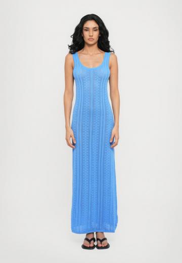 Длинное платье