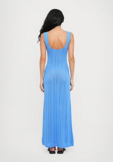 Длинное платье