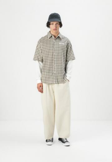 Рубашка с коротким рукавом