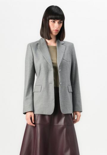 Блейзер с накладными карманами