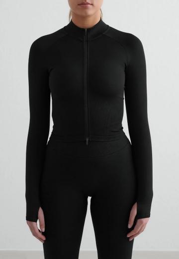 Спортивная куртка