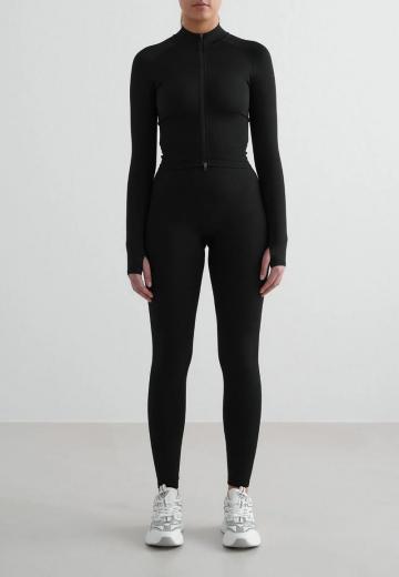 Спортивная куртка