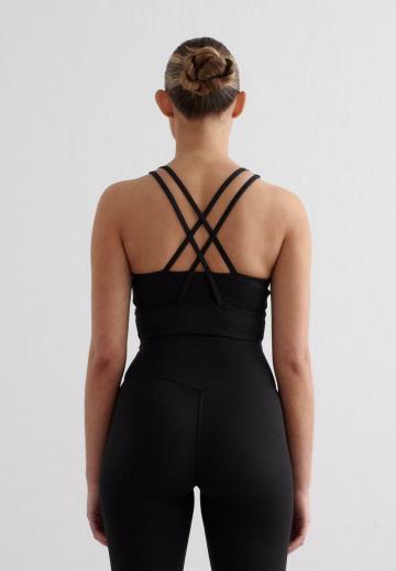 Спортивный бюстгальтер