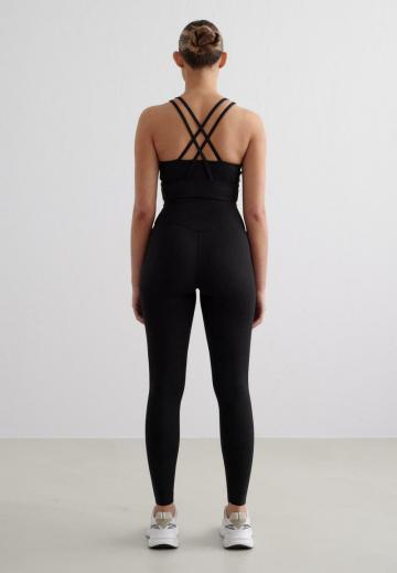 Спортивный бюстгальтер