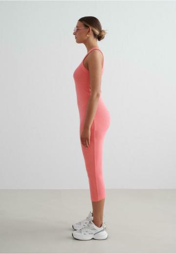 Платье футляр