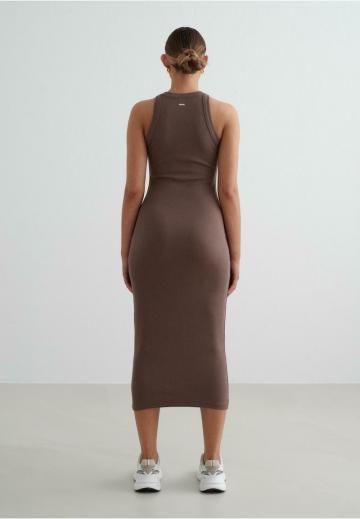 Платье футляр