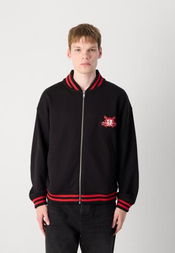 Куртка бомбер