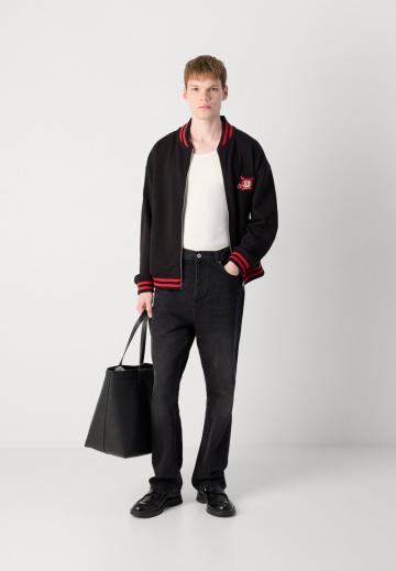 Куртка бомбер