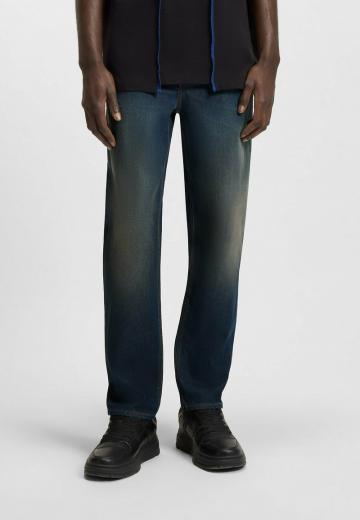 Прямые джинсы