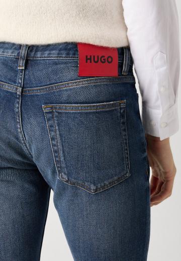 Узкие джинсы