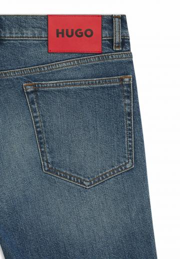 Прямые джинсы