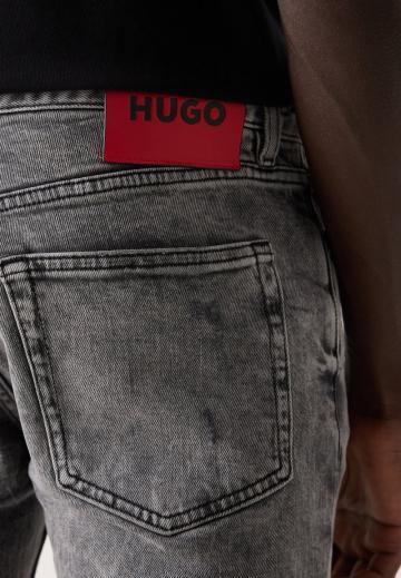 Узкие джинсы