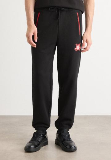 Спортивные штаны