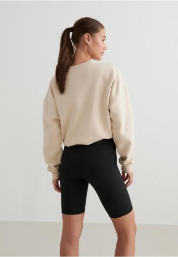 Спортивная толстовка