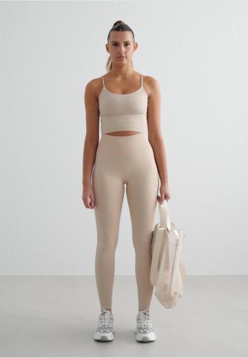 Спортивный топ