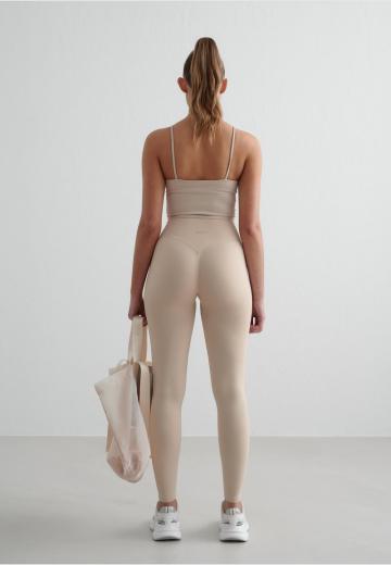 Спортивный топ