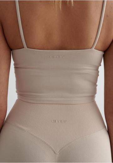 Спортивный топ