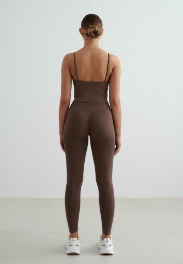 Спортивный топ