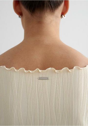 Спортивный топ