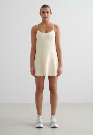 Спортивное платье