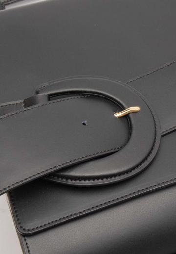 Кожаный рюкзак