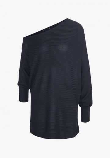 Длинный пуловер