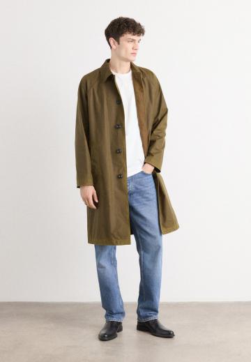 Шерстяное пальто