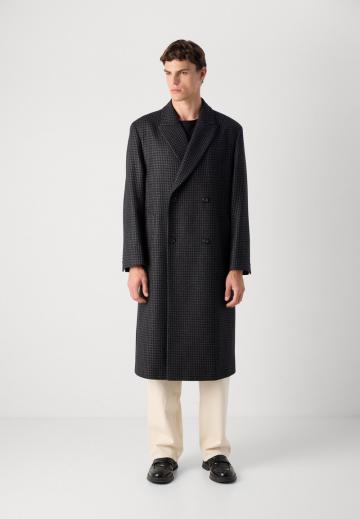 Шерстяное пальто