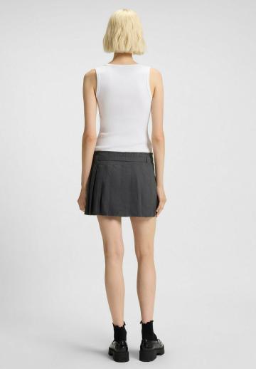 Короткое платье