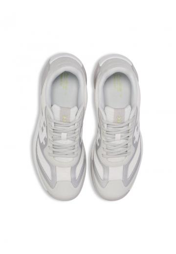 Тренировочные кроссовки