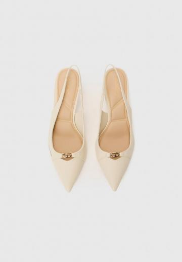 Туфли на высоком каблуке