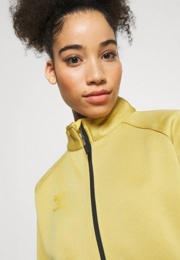 Спортивная куртка