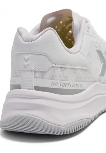 Кроссовки для зала