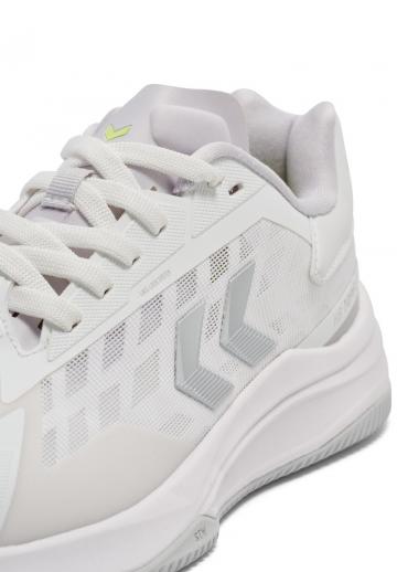 Кроссовки для зала