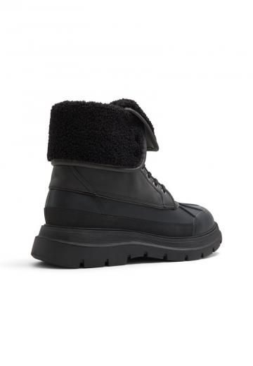 Зимние ботинки