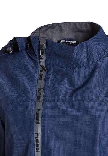 Спортивная куртка