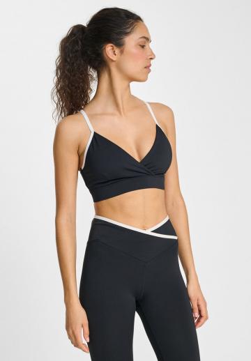 Спортивный бюстгальтер
