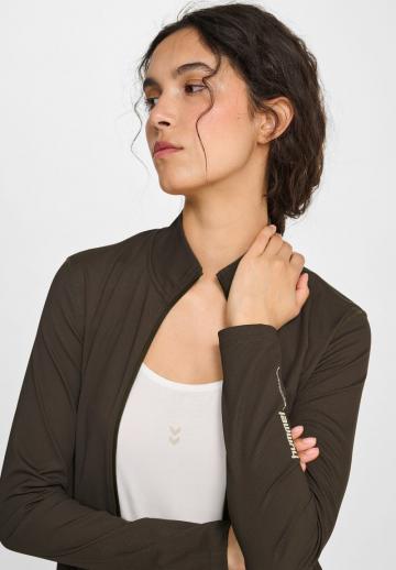 Спортивная куртка