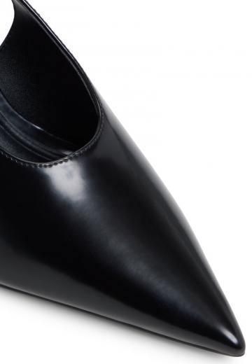 Туфли на высоком каблуке