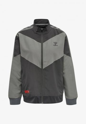 Спортивная куртка