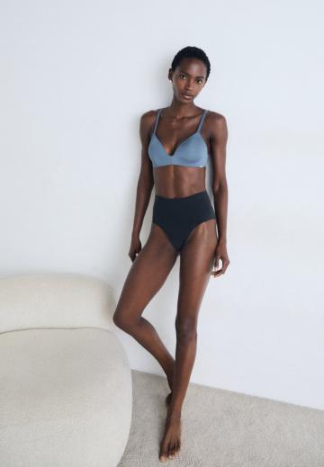 Бюстгальтер без косточек