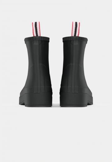 Резиновые сапоги