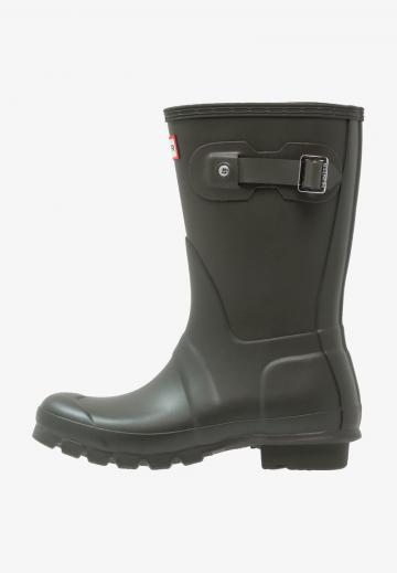 Резиновые сапоги