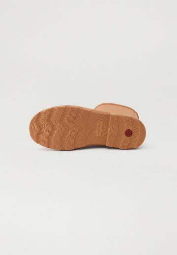 Сапожки на танкетке