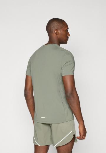 Спортивная майка