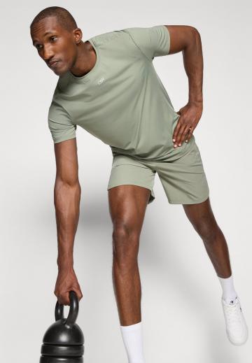 Спортивная майка