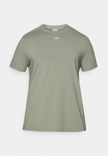 Спортивная майка