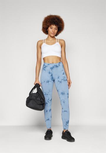 Спортивный бюстгальтер