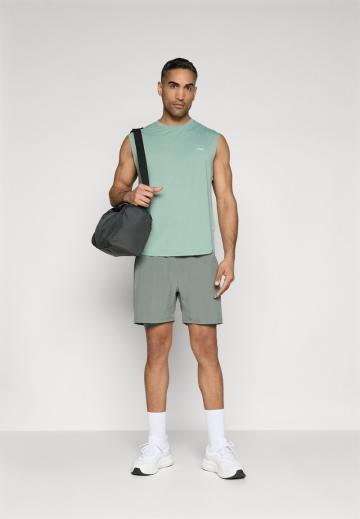 Спортивная майка