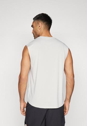 Спортивная майка